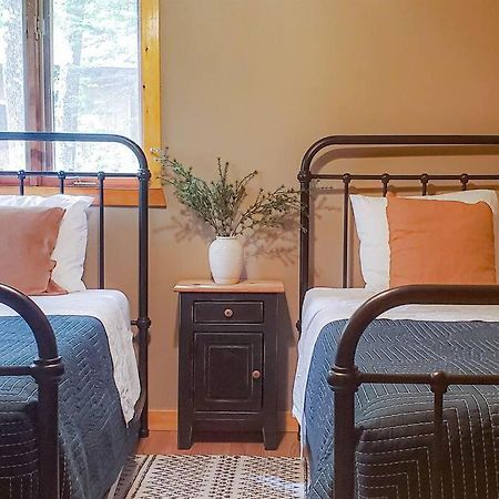 Seeley Fall Getaway Resort-3 King Suites, Dog-Friendly מראה חיצוני תמונה
