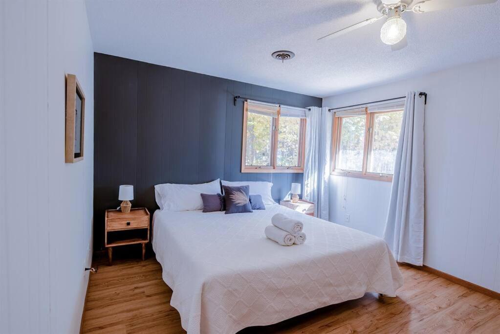 Seeley Fall Getaway Resort-3 King Suites, Dog-Friendly מראה חיצוני תמונה