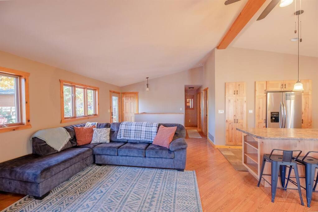 Seeley Fall Getaway Resort-3 King Suites, Dog-Friendly מראה חיצוני תמונה